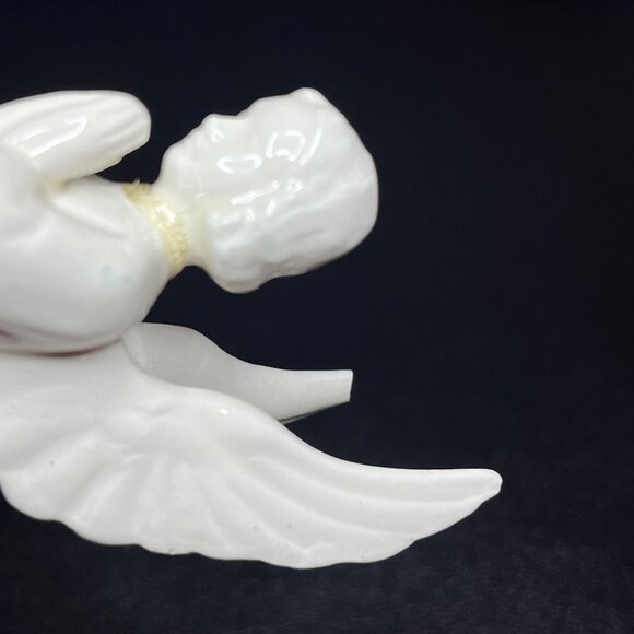Goebel Sacrart Germany White Porcelain Praying Angel Figurine - Picture 5 of 8